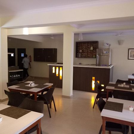 The Majorda Pristinne Hotel Extérieur photo